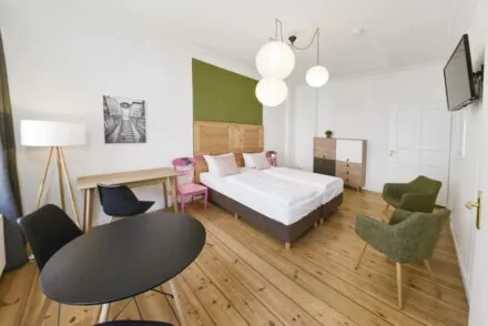 View of bedroom in Studio apartment OTA-Berlin